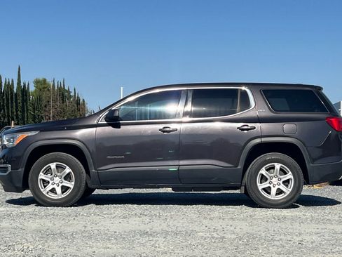 Used 2018 GMC Acadia SLE FWD image 6