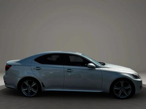 Used 2012 Lexus IS 250 w/ Premium Pkg Value Edition RWD image 4