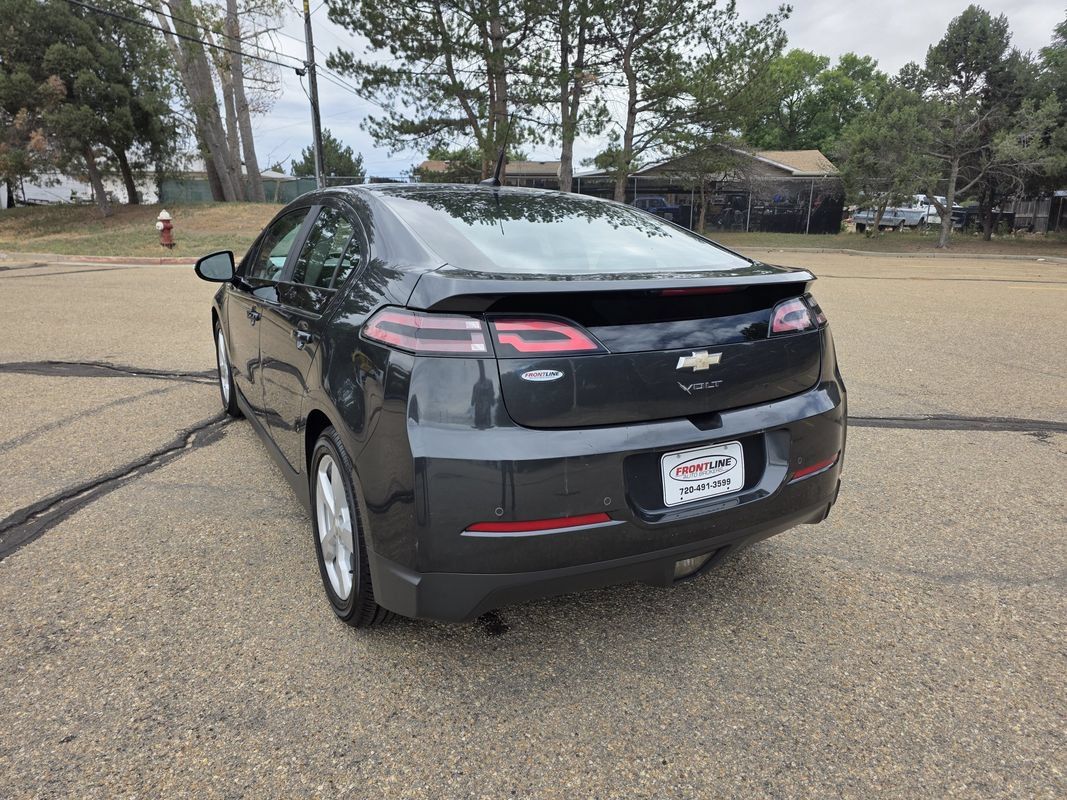 Used 2014 Chevrolet Volt w/ Enhanced Safety Package 1 FWD image 4