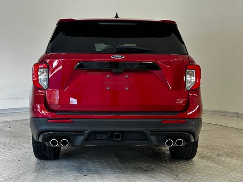 Used 2022 Ford Explorer ST w/ Equipment Group 401A image 9