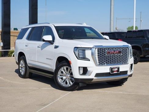 Used 2024 GMC Yukon Denali image 2
