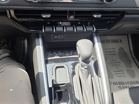 New 2025 Chevrolet Colorado LT w/ Advanced Trailering Package image 17