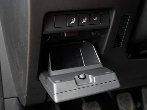 New 2026 MAZDA MAZDA3 2.5 S Hatchback w/ Premium Pkg image 33