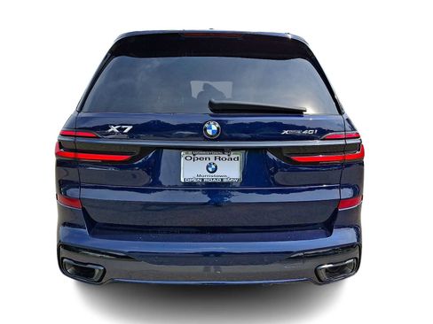 Used 2025 BMW X7 xDrive40i w/ M Sport Package AWD/4WD image 5