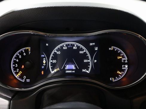 Certified 2021 Jeep Grand Cherokee Limited w/ Luxury Group II image 43