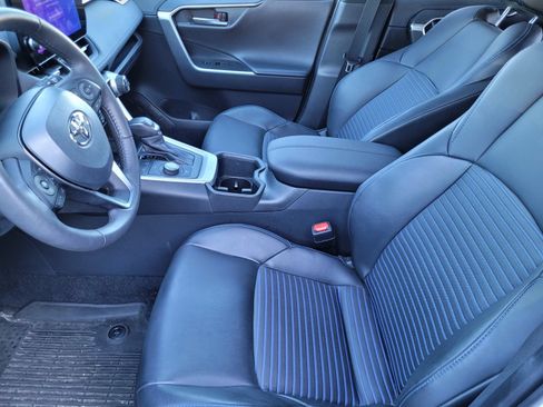 Used 2024 Toyota RAV4 XSE w/ Advanced Technology Package AWD/4WD image 19