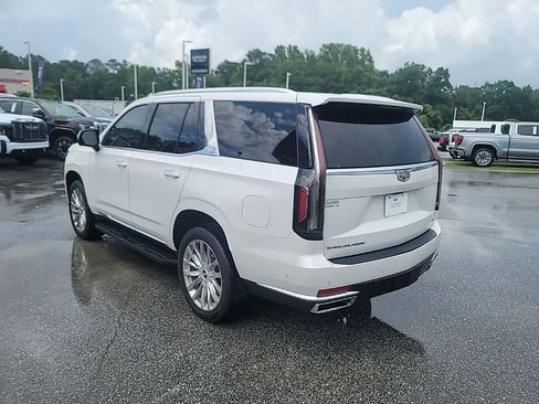 Used 2022 Cadillac Escalade Premium Luxury RWD image 5