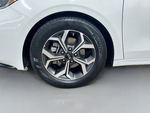 Used 2021 Kia Forte LXS image 29