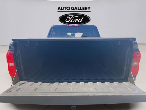 Used 2018 Chevrolet Silverado 1500 Custom w/ Custom Value Package AWD/4WD image 24