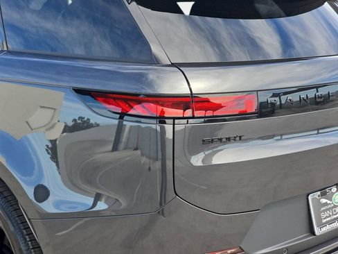 New 2026 Land Rover Range Rover Sport SE image 36