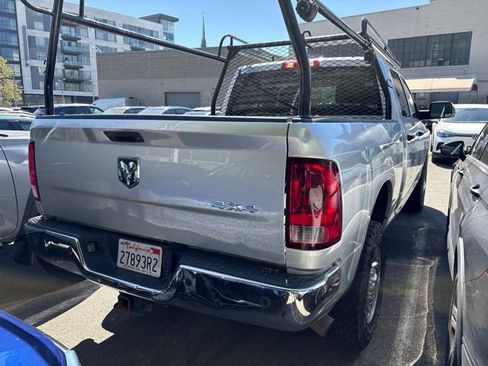 Used 2018 RAM 2500 Tradesman w/ Chrome Appearance Group AWD/4WD image 3