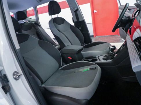 Used 2024 Volkswagen Taos S image 22