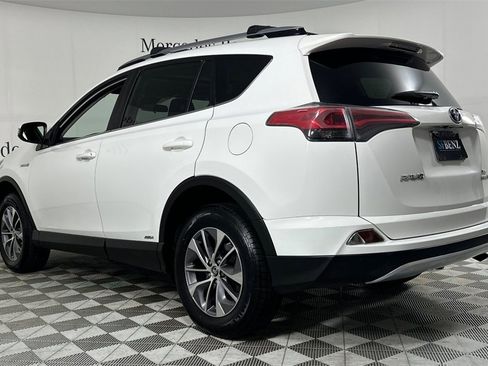 Used 2018 Toyota RAV4 XLE w/ Convenience Package image 6