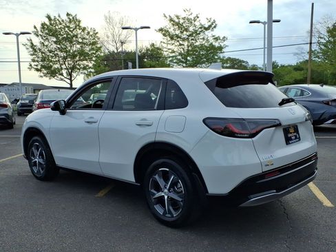 Certified 2024 Honda HR-V EX-L image 10
