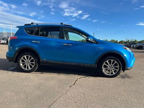Used 2016 Toyota RAV4 Limited w/ Advanced Technology Package AWD/4WD image 7