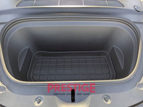 Used 2023 Tesla Model Y Long Range image 6