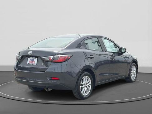Used 2017 Toyota Yaris iA FWD image 5