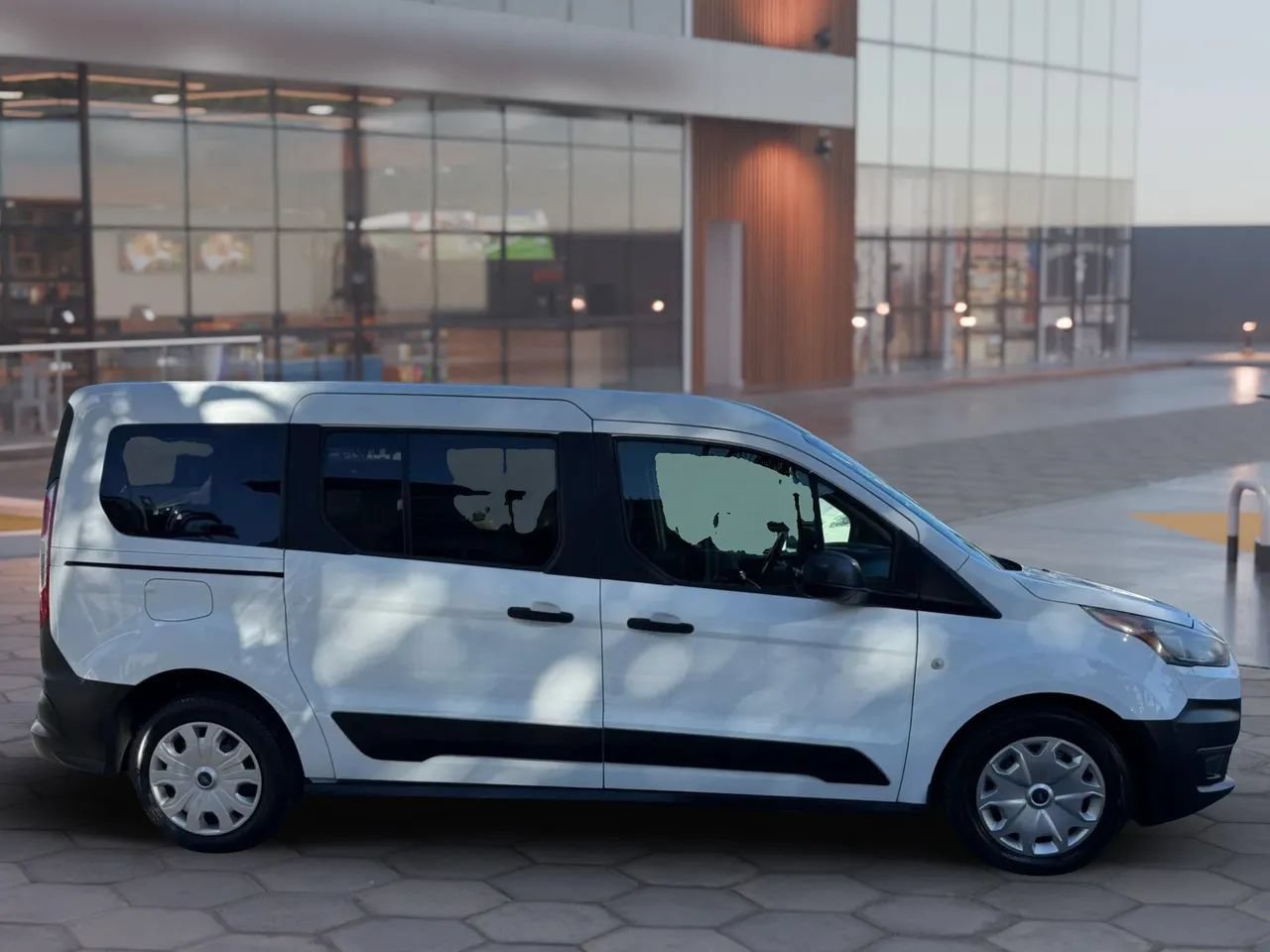 Used 2021 Ford Transit Connect XL FWD image 7