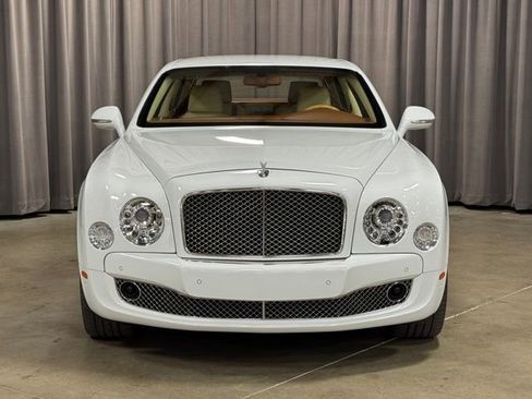 Used 2012 Bentley Mulsanne image 2