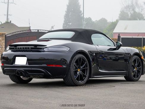 Used 2025 Porsche 718 Boxster image 22