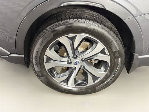 Used 2020 Subaru Outback Limited XT AWD/4WD image 36