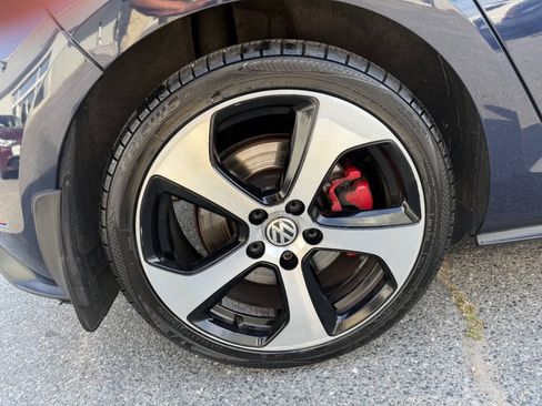 Used 2019 Volkswagen GTI S FWD image 13