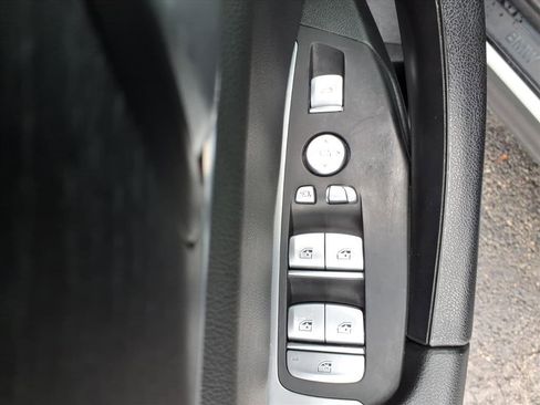 Used 2024 BMW X3 xDrive30i w/ Convenience Package image 17