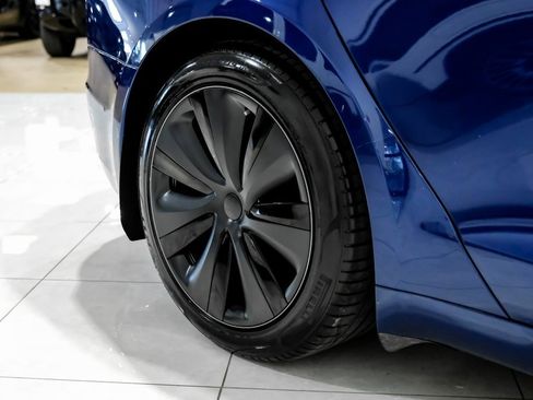 Used 2021 Tesla Model S Plaid image 46