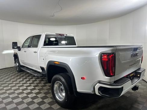 Used 2022 GMC Sierra 3500 Denali image 5