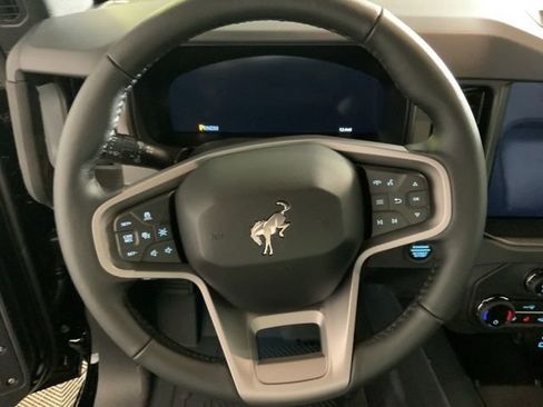 New 2025 Ford Bronco Badlands AWD/4WD image 18