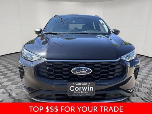 Used 2025 Ford Escape ST-Line AWD/4WD image 2