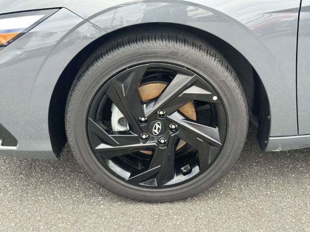 Certified 2026 Hyundai Elantra SEL Sport Premium FWD image 10