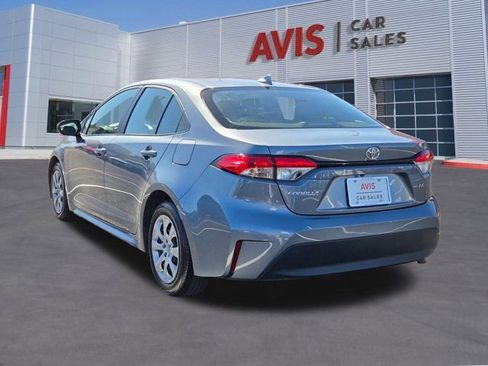 Used 2025 Toyota Corolla LE image 10