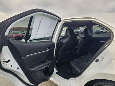 Used 2023 Toyota Camry XLE w/ Cold Weather Package image 16