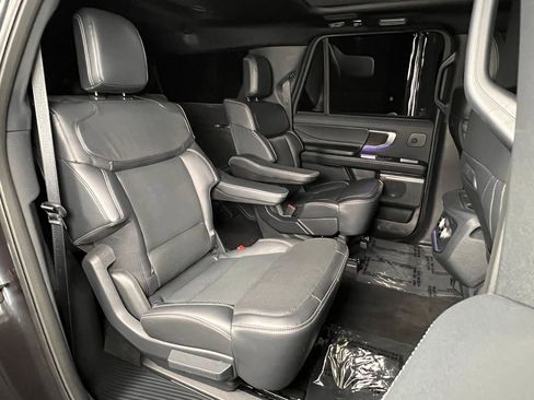 Used 2025 Ford Expedition Max Platinum w/ Stealth Performance Package AWD/4WD image 29