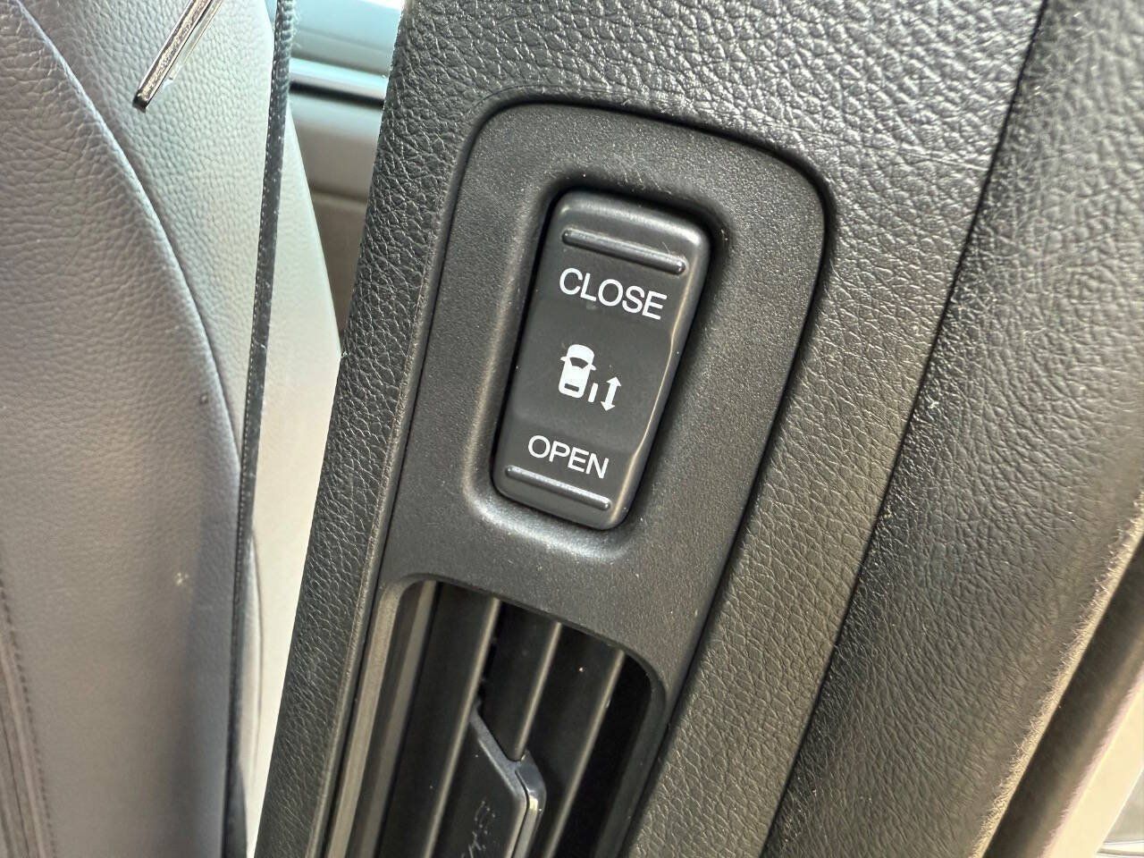 Used 2018 Honda Odyssey Touring image 20