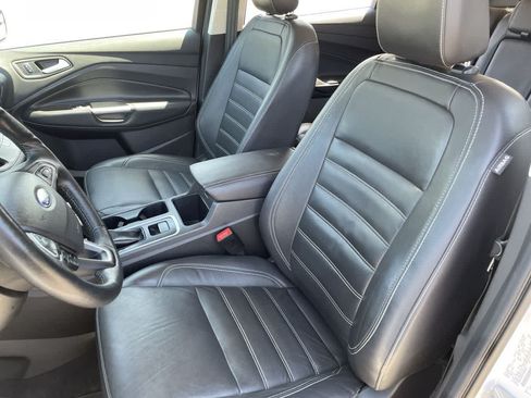Used 2018 Ford Escape SEL AWD/4WD image 12