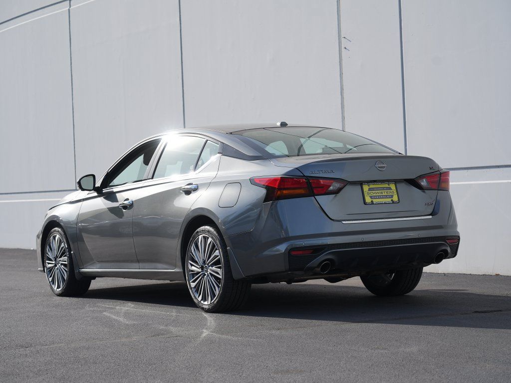 Used 2023 Nissan Altima 2.5 SL AWD/4WD image 5