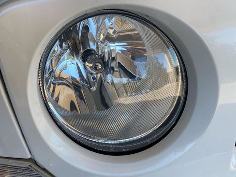 Used 2016 Jeep Patriot Sport w/ Power Value Group AWD/4WD image 26