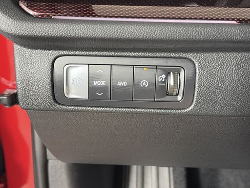 Certified 2024 Chevrolet Traverse RS w/ LPO, Floor Liner Package AWD/4WD image 31