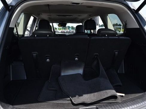 Used 2025 Kia Telluride S FWD image 28