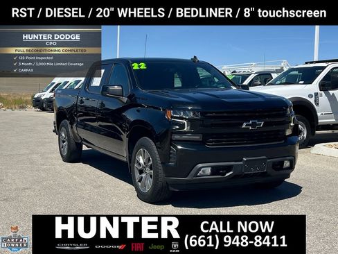 Used 2022 Chevrolet Silverado 1500 RST w/ LPO, Blackout Package AWD/4WD image 10