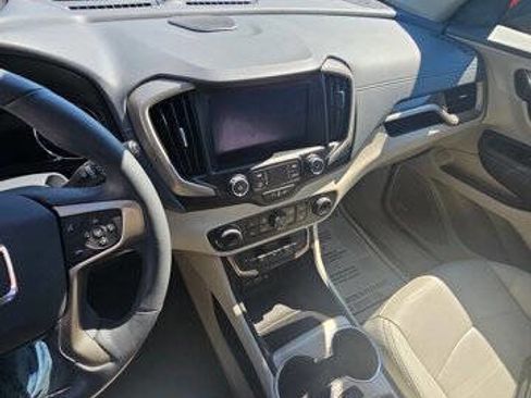 Used 2023 GMC Terrain Denali image 10