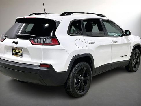 Used 2021 Jeep Cherokee Latitude Plus image 5