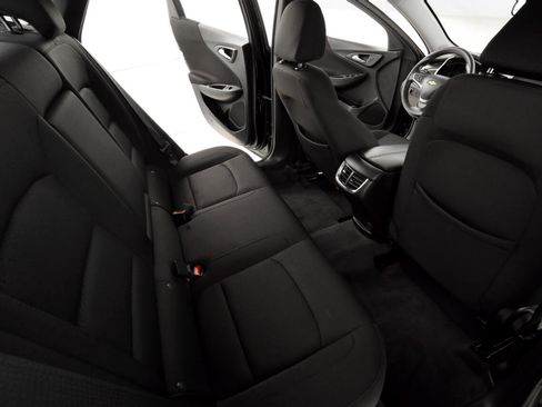 Used 2022 Chevrolet Malibu LT image 24