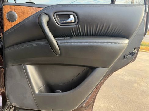 Used 2021 Nissan Armada SL w/ Captain's Chairs Package image 24