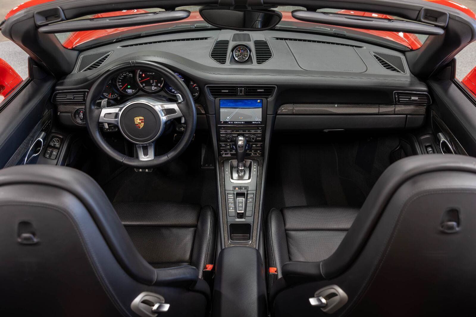 Used 2015 Porsche 911 Turbo S AWD/4WD image 74