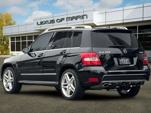 Used 2011 Mercedes-Benz GLK 350 4MATIC image 3