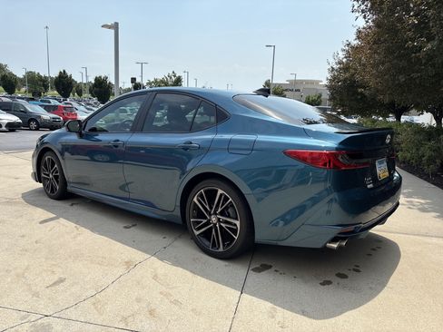 Used 2025 Toyota Camry XSE AWD/4WD image 7