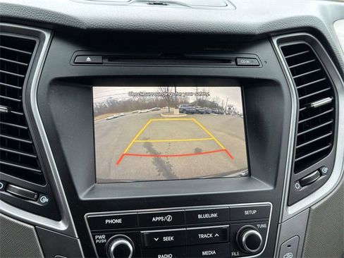 Used 2018 Hyundai Santa Fe Sport image 10